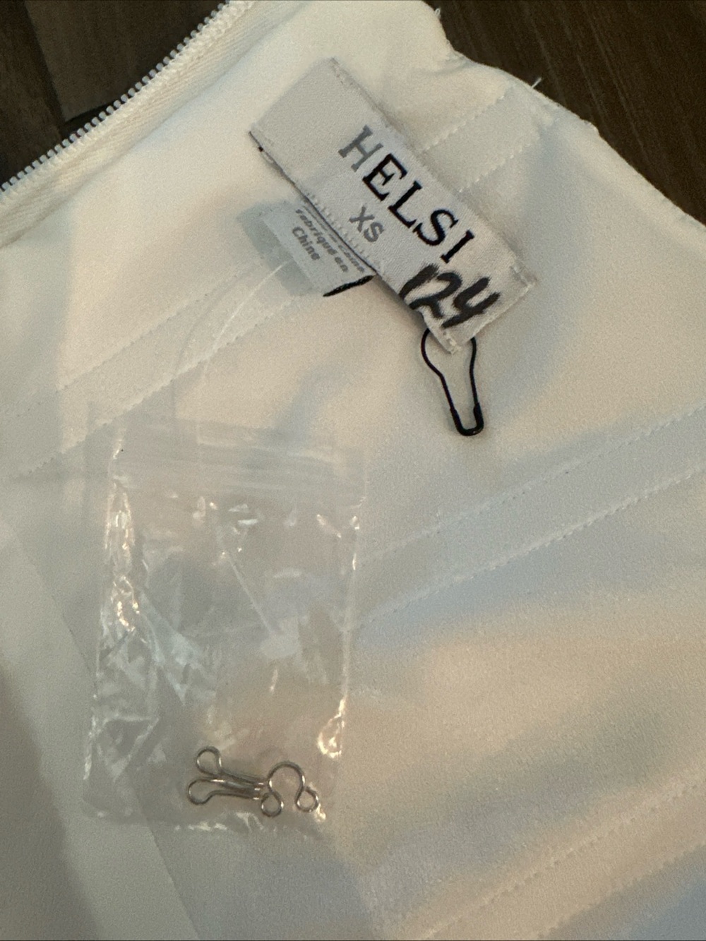 HELSI HELSI ALEXANDRIA GOWN - Picture 10 of 10